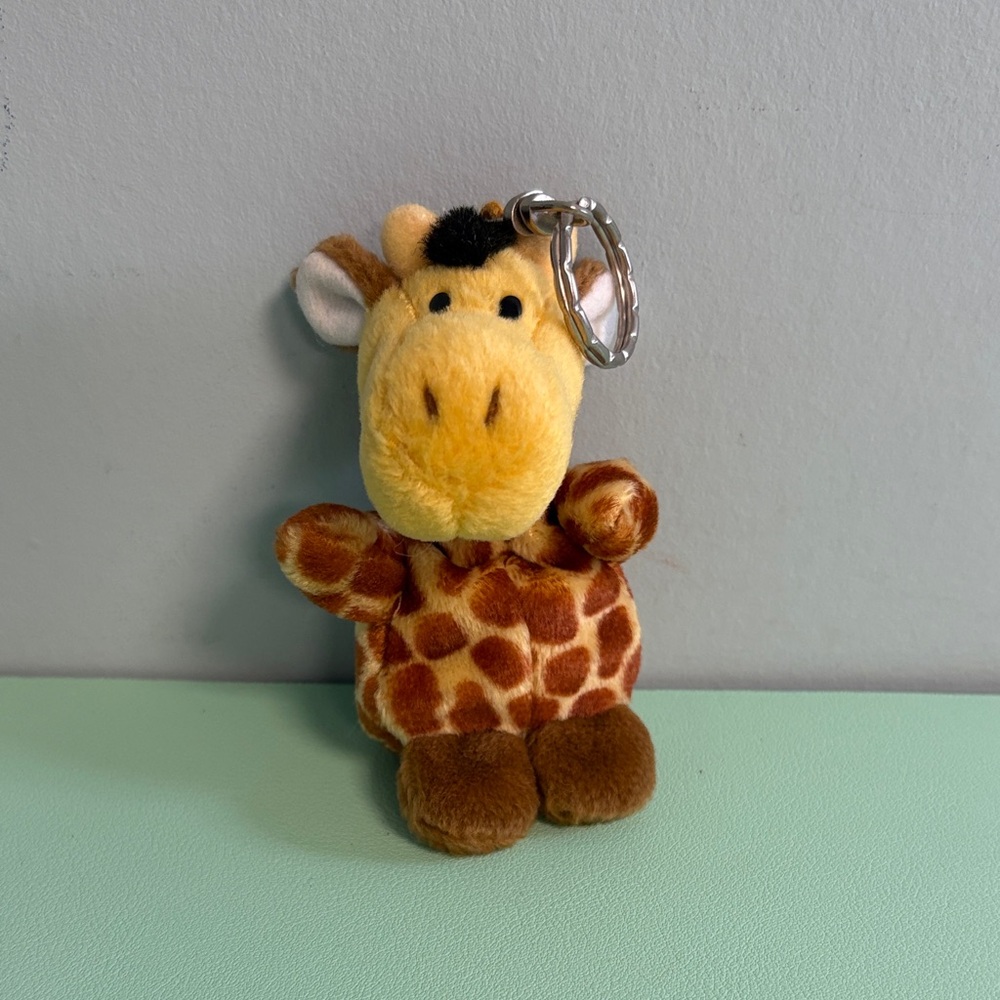 Enesco Nici Giraffe Plush Stuffed Animal Key Chain, Car Key Plush Accessory